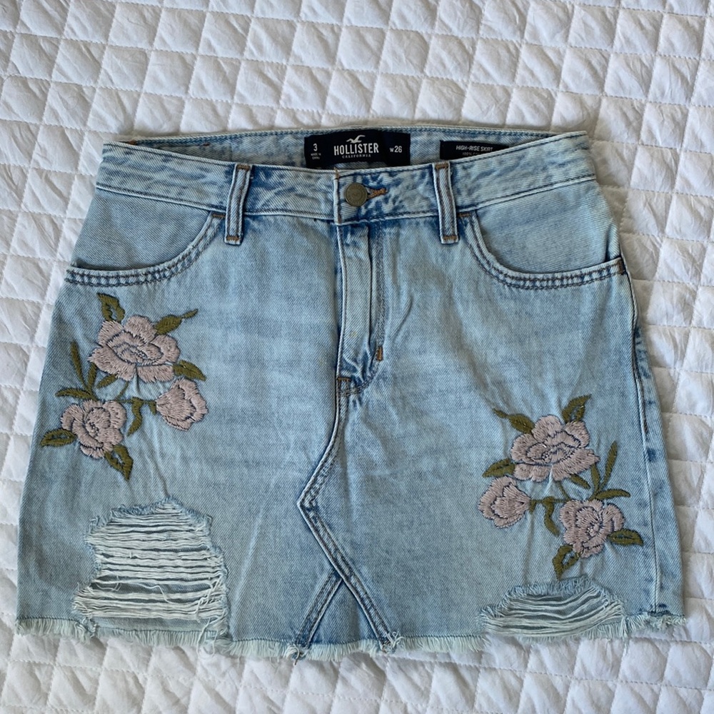 Hollister skirt